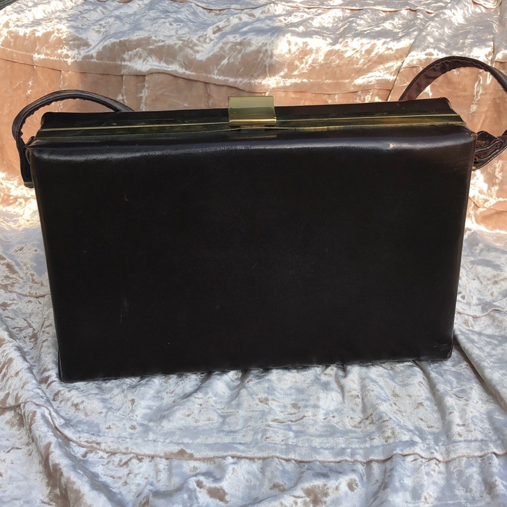 Vintage purse with attached change pouch